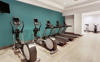 Hilton Garden Inn Chicago North Shore/Evanston