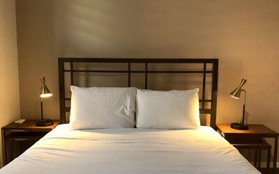 Touchstone Hotel - City Center