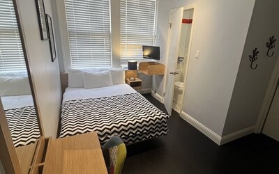 Touchstone Hotel - City Center