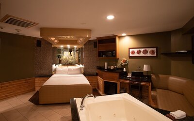 The Champagne Lodge & Luxury Suites
