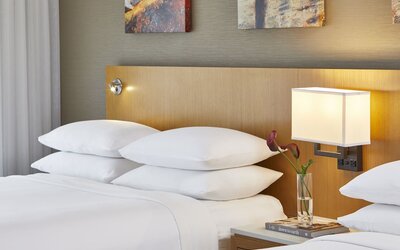Renaissance Chicago Glenview Suites Hotel
