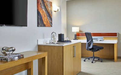 Renaissance Chicago Glenview Suites Hotel