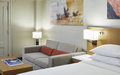 Renaissance Chicago Glenview Suites Hotel