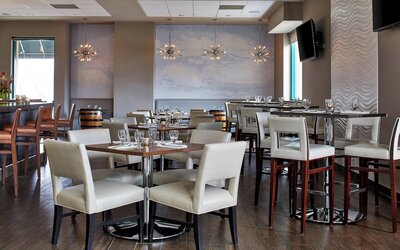 Renaissance Chicago Glenview Suites Hotel