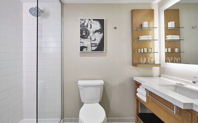 Renaissance Chicago Glenview Suites Hotel