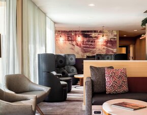 Courtyard by Marriott Chicago O'Hare