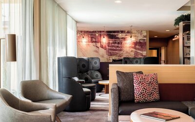 Courtyard by Marriott Chicago O'Hare