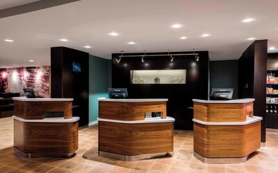Courtyard by Marriott Chicago O'Hare