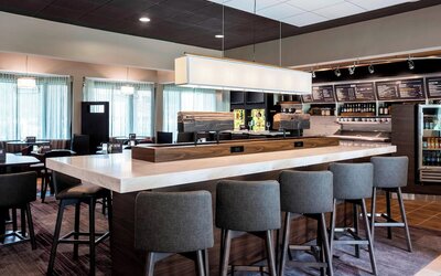 Courtyard by Marriott Chicago O'Hare