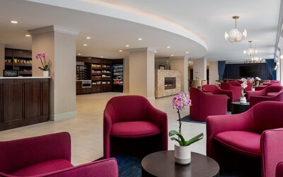 Hilton Orrington / Evanston