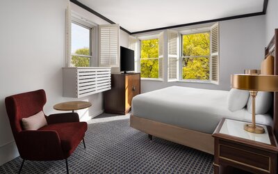 Hilton Orrington / Evanston