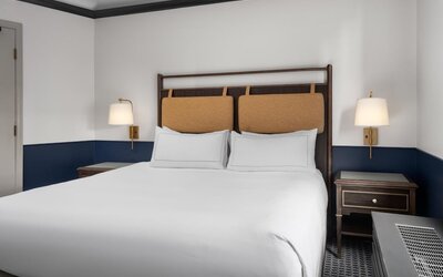 Hilton Orrington / Evanston