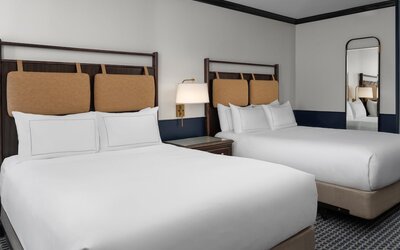 Hilton Orrington / Evanston