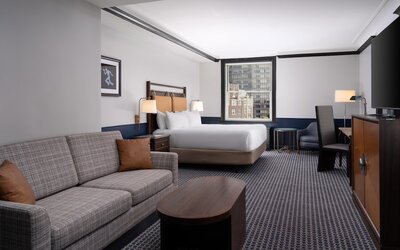 Hilton Orrington / Evanston