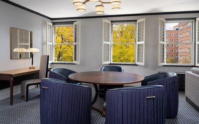 Hilton Orrington / Evanston