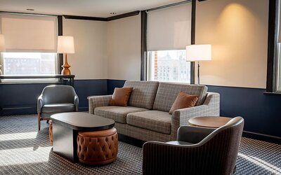 Hilton Orrington / Evanston