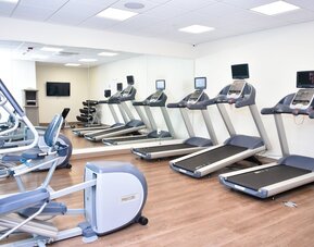 Holiday Inn Express & Suites Bensenville - O'Hare by IHG