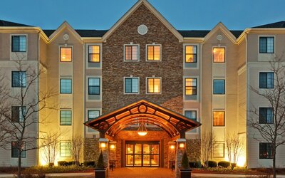 Staybridge Suites Chicago - Glenview by IHG