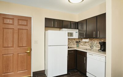 Staybridge Suites Chicago - Glenview by IHG