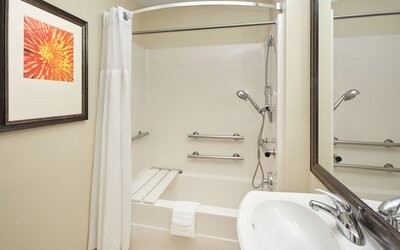 Staybridge Suites Chicago - Glenview by IHG