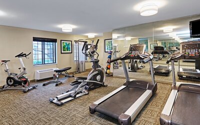 Staybridge Suites Chicago - Glenview by IHG