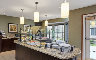Staybridge Suites Chicago - Glenview by IHG