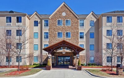 Staybridge Suites Chicago - Glenview by IHG