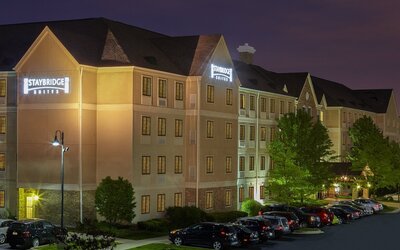 Staybridge Suites Chicago - Glenview by IHG