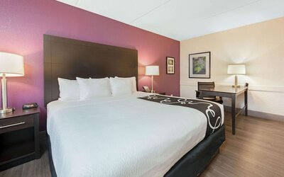 La Quinta Inn by Wyndham Miami Airport North