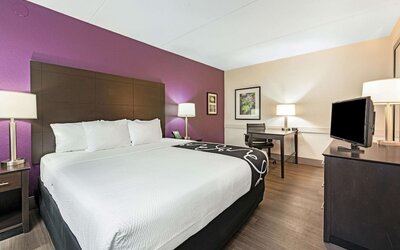 La Quinta Inn by Wyndham Miami Airport North