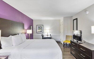 La Quinta Inn by Wyndham Miami Airport North