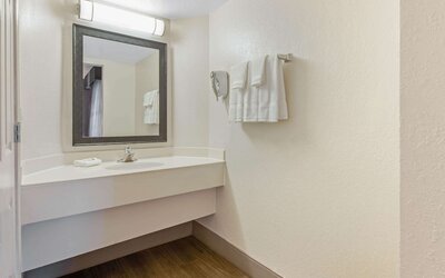 La Quinta Inn by Wyndham Miami Airport North