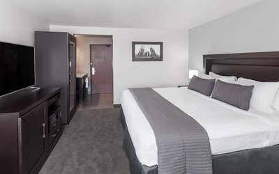 Baymont by Wyndham Glenview