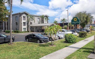 La Quinta Inn by Wyndham Miami Airport North