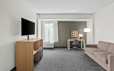 Spark by Hilton Des Plaines Chicago O'Hare