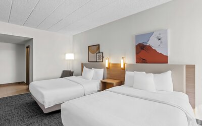 Spark by Hilton Des Plaines Chicago O'Hare
