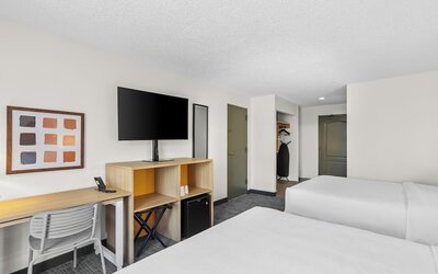 Spark by Hilton Des Plaines Chicago O'Hare