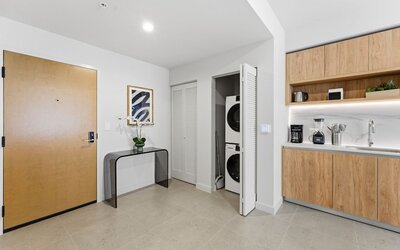 Miami 1BR Getaway for 4 Guests at The Crosby