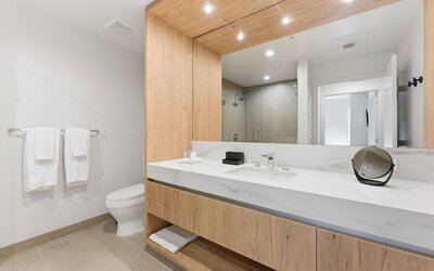 Miami 1BR Getaway for 4 Guests at The Crosby