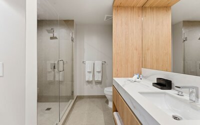 Miami 1BR Getaway for 4 Guests at The Crosby