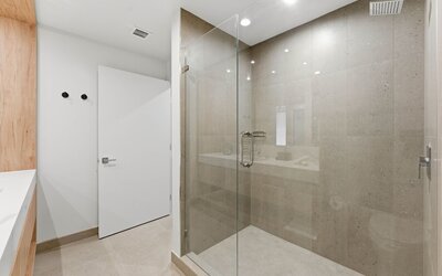 Miami 1BR Getaway for 4 Guests at The Crosby