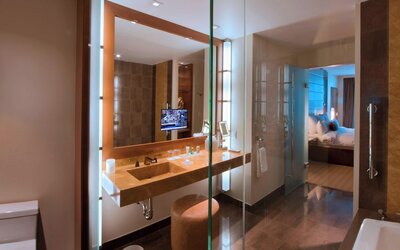 JW Marriott Marquis Miami