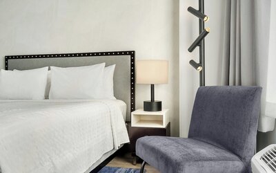 Fairfield Inn & Suites Chicago Downtown / Magnificent Mile