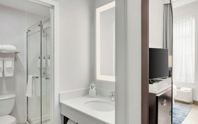 Fairfield Inn & Suites Chicago Downtown / Magnificent Mile