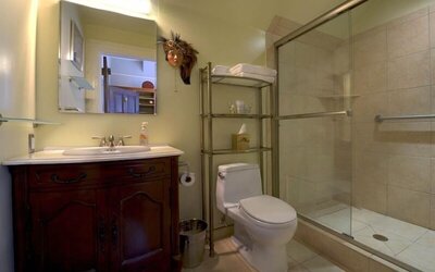 Noe's Nest Bed and Breakfast