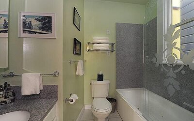 Noe's Nest Bed and Breakfast
