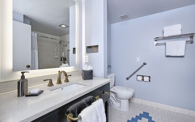 Hotel Fiona