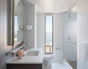 Four Seasons Hotel San Francisco at Embarcadero