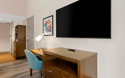 Hilton Garden Inn Chicago Downtown Riverwalk
