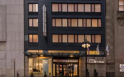 Hilton Garden Inn Chicago Downtown Riverwalk